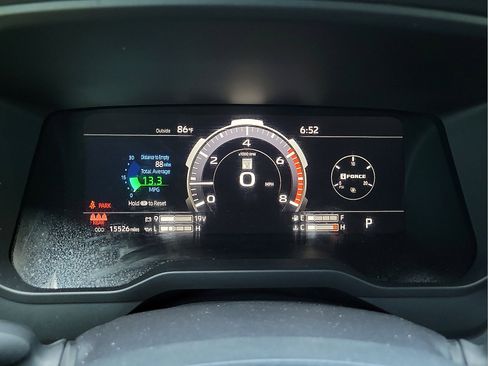 Used 2025 Toyota Tundra Platinum w/ TRD Off-Road Package AWD/4WD image 18