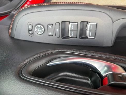 Used 2025 Honda HR-V Sport image 10