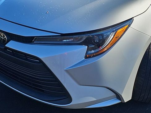 Used 2024 Toyota Corolla LE image 34