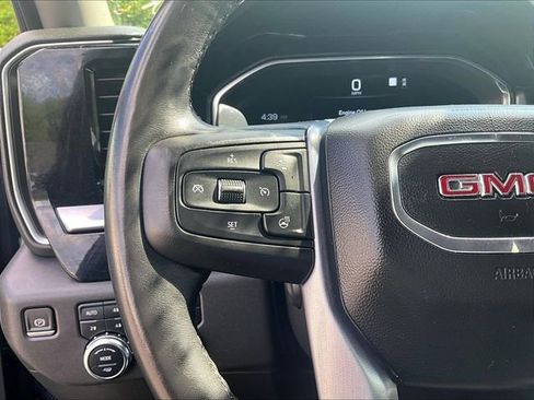 Used 2023 GMC Sierra 1500 SLT w/ SLT Premium Package AWD/4WD image 24