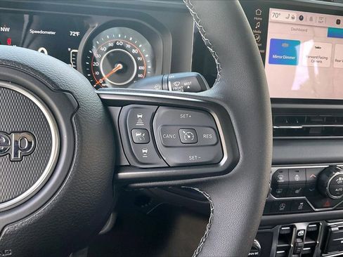 New 2026 Jeep Gladiator Mojave AWD/4WD image 29