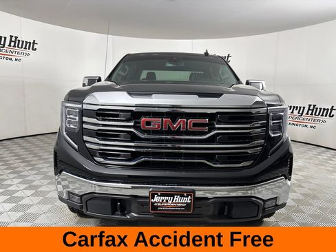 Used 2023 GMC Sierra 1500 SLT w/ SLT Premium Package AWD/4WD image 3