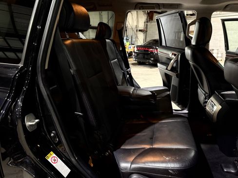 Used 2016 Lexus GX 460 w/ Premium Package AWD/4WD image 23