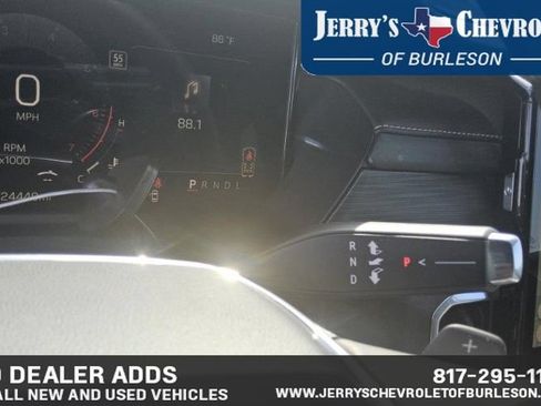 Used 2026 GMC Acadia Elevation w/ Elevation Premium Package FWD image 10