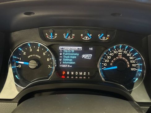Used 2014 Ford F150 XLT w/ Equipment Group 302A Luxury AWD/4WD image 21