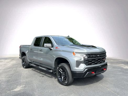Used 2024 Chevrolet Silverado 1500 Custom Trail Boss AWD/4WD image 2