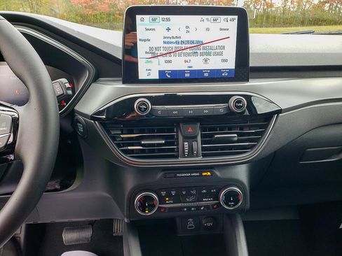 New 2026 Ford Escape Active image 9