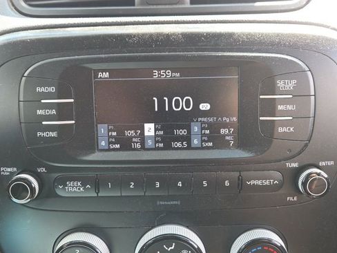 Used 2018 Kia Soul image 26