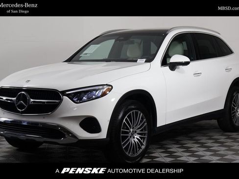 Certified 2026 Mercedes-Benz GLC 300 image 1