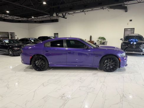 Used 2023 Dodge Charger R/T w/ Blacktop Package RWD image 8