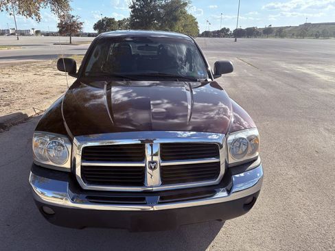 Used 2005 Dodge Dakota SLT w/ Trailer Tow Group RWD image 12