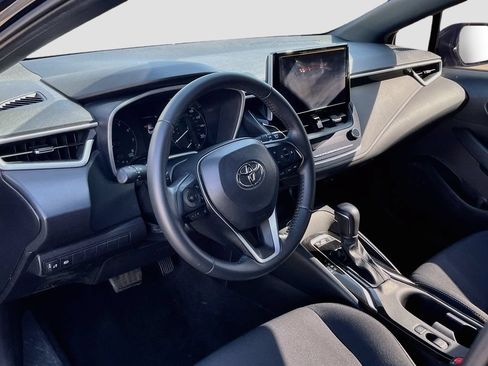 Used 2023 Toyota Corolla SE FWD image 9