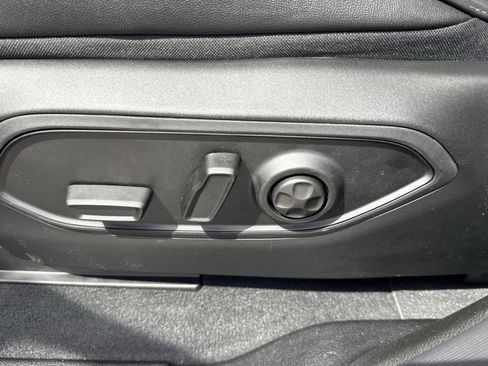 New 2025 Jeep Grand Cherokee Laredo image 19