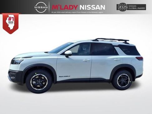 New 2025 Nissan Pathfinder Rock Creek image 4