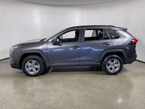 Certified 2024 Toyota RAV4 LE AWD/4WD image 6