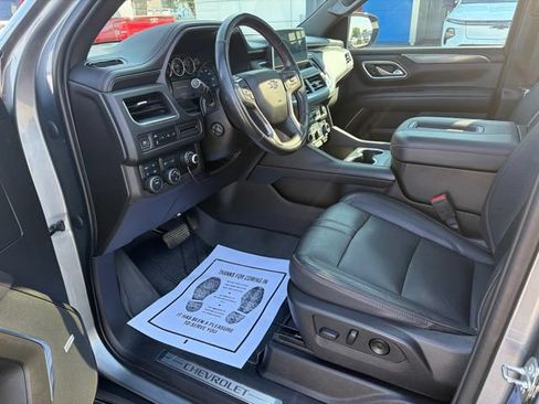 Used 2021 Chevrolet Tahoe RST w/ Luxury Package AWD/4WD image 15