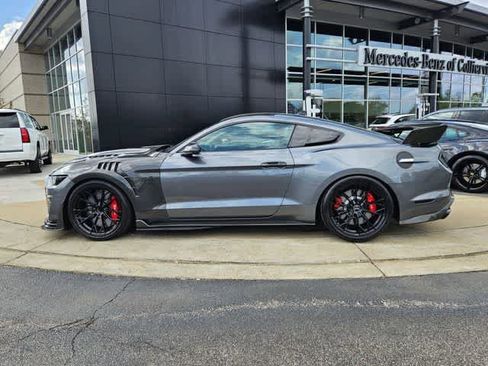 Used 2021 Ford Mustang Shelby GT500 w/ Technology Package image 5