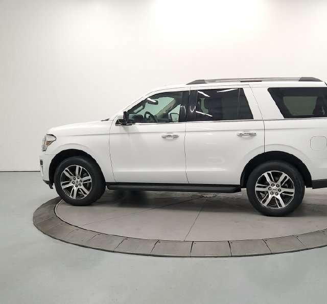 Used 2024 Ford Expedition Limited RWD image 6