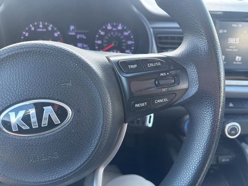 Used 2020 Kia Rio S image 16