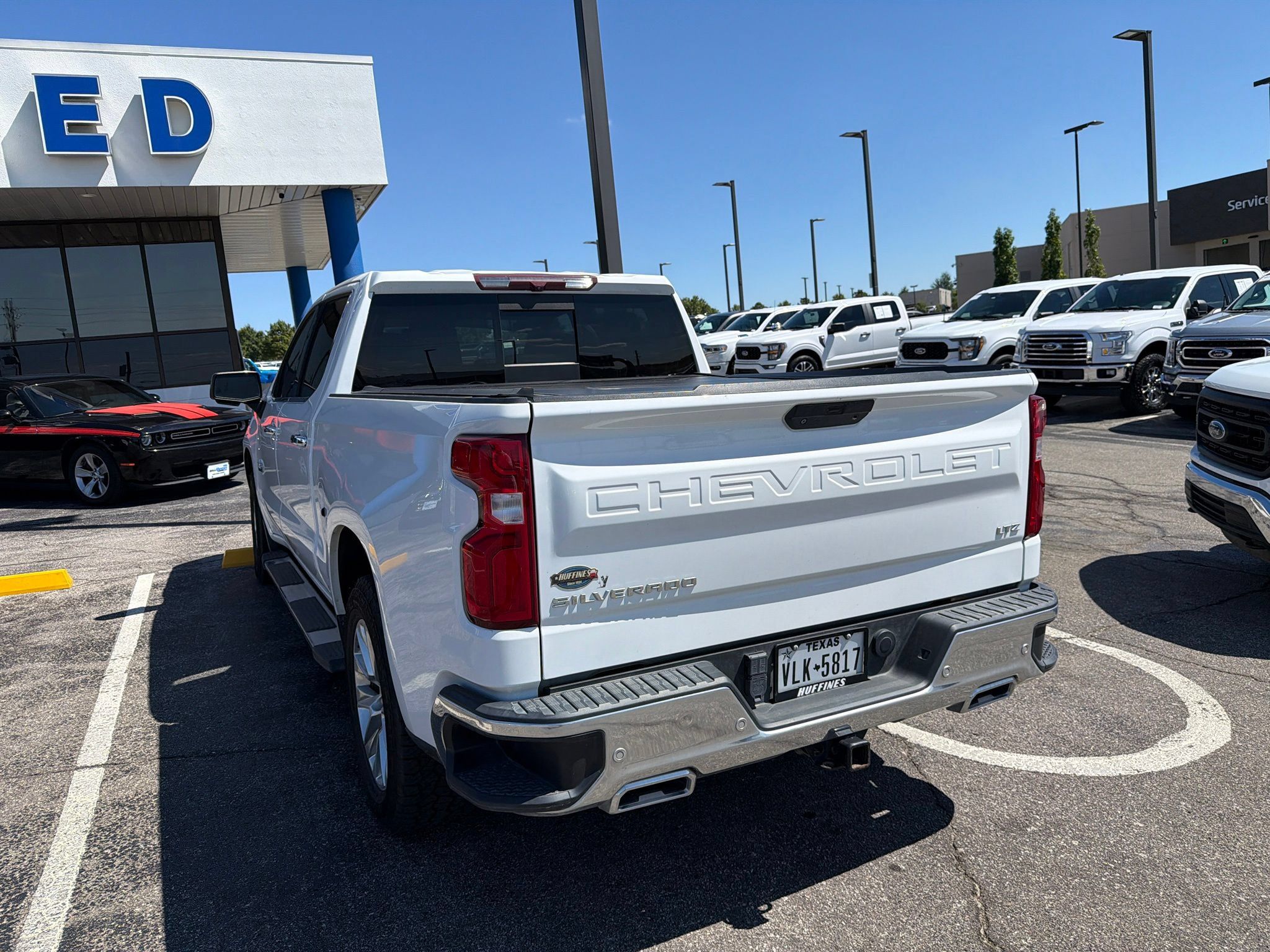 Used 2022 Chevrolet Silverado 1500 LTZ AWD/4WD image 8