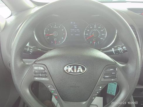 Used 2018 Kia Forte LX w/ LX Popular Package image 10