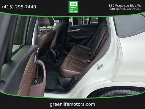 Used 2019 BMW X4 xDrive30i w/ Executive Package AWD/4WD image 12