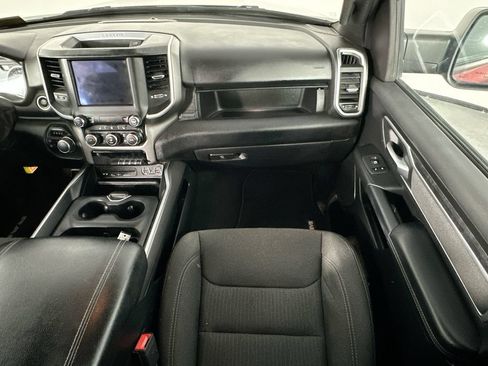 Used 2019 RAM 1500 Big Horn AWD/4WD image 11