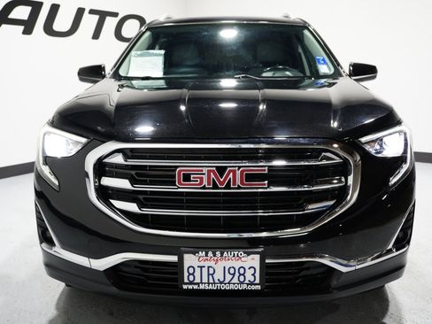 Used 2019 GMC Terrain SLT image 2