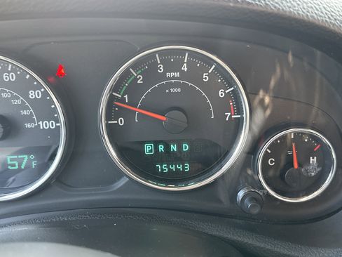 Used 2014 Jeep Wrangler Unlimited Sahara w/ Max Tow Package image 21