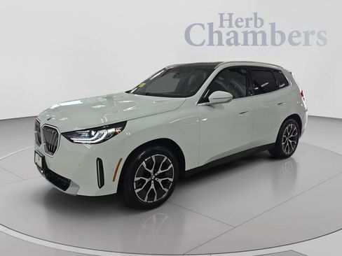 Used 2025 BMW X3 xDrive30i w/ Premium Package AWD/4WD image 9