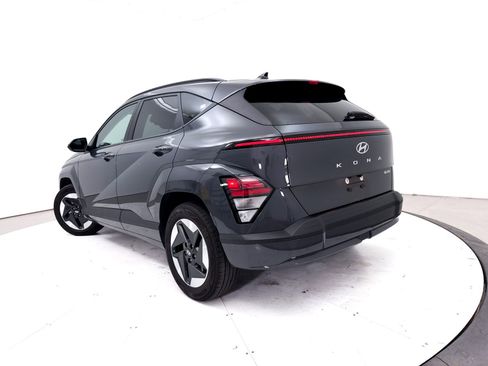 Used 2024 Hyundai Kona SEL FWD image 2