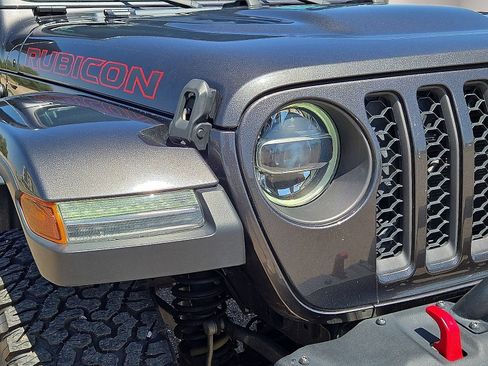 Used 2022 Jeep Wrangler Unlimited Rubicon w/ Xtreme Recon 35" Tire Package AWD/4WD image 9