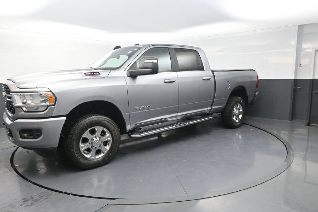 Used 2024 RAM 2500 Big Horn w/ Safety Group AWD/4WD image 3