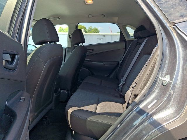 Certified 2023 Hyundai Kona SEL AWD/4WD image 10