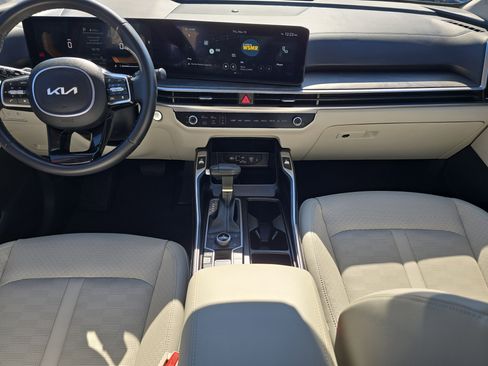 Certified 2024 Kia Sorento X-Line EX image 17