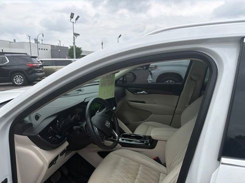 Used 2023 Buick Envision Avenir AWD/4WD image 11