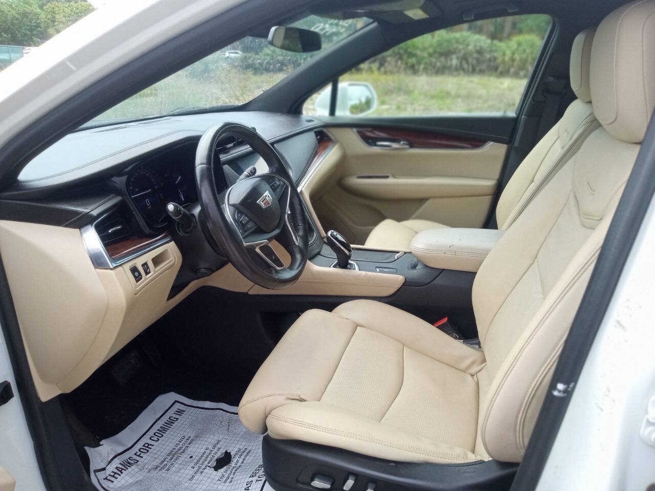 Used 2017 Cadillac XT5 Luxury FWD image 11