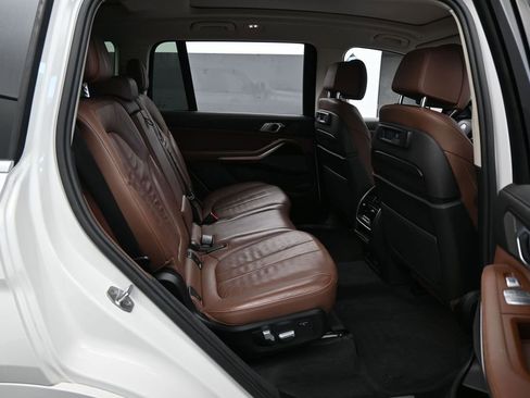 Used 2020 BMW X7 xDrive40i w/ Premium Package AWD/4WD image 45