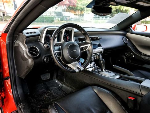 Used 2010 Chevrolet Camaro SS w/ RS Package image 3