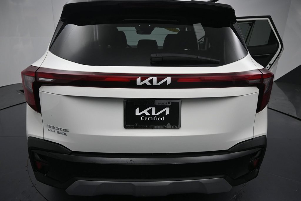 Certified 2025 Kia Seltos S FWD image 9