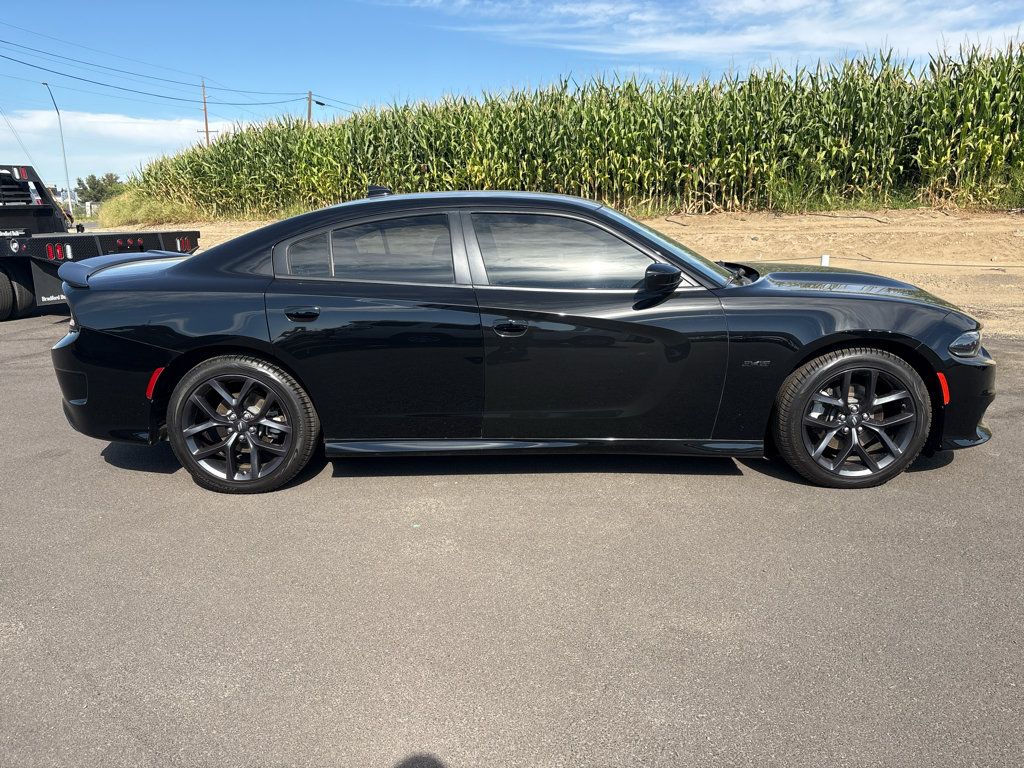 Used 2023 Dodge Charger R/T w/ Plus Group RWD image 2