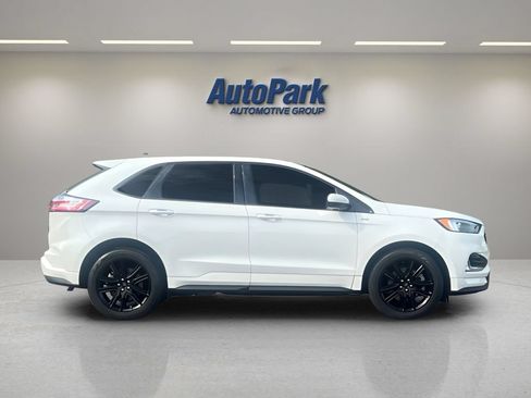 Used 2022 Ford Edge ST-Line w/ Class II Trailer Tow Package AWD/4WD image 8