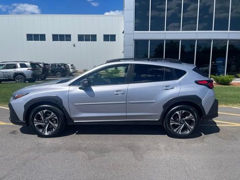 Used 2024 Subaru Crosstrek 2.0i Premium AWD/4WD image 8