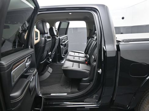 Used 2020 RAM 1500 Laramie AWD/4WD image 29