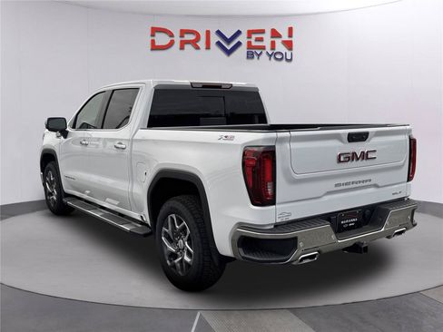 New 2026 GMC Sierra 1500 SLT w/ SLT Premium Plus Package AWD/4WD image 6