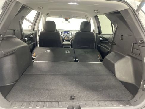 Used 2024 Chevrolet Equinox LT AWD/4WD image 25