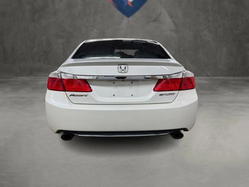 Used 2015 Honda Accord Sport image 33