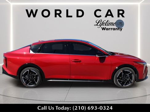 New 2025 Kia K4 GT-Line w/ GT-Line Sunroof Package image 8