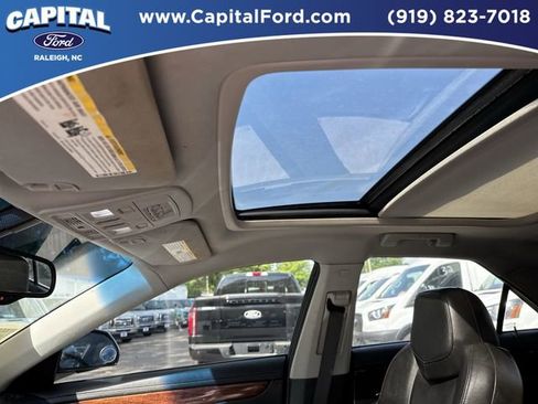 Used 2010 Cadillac CTS Premium image 22