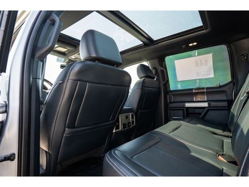 Used 2022 Ford F250 Lariat w/ Lariat Ultimate Package image 10